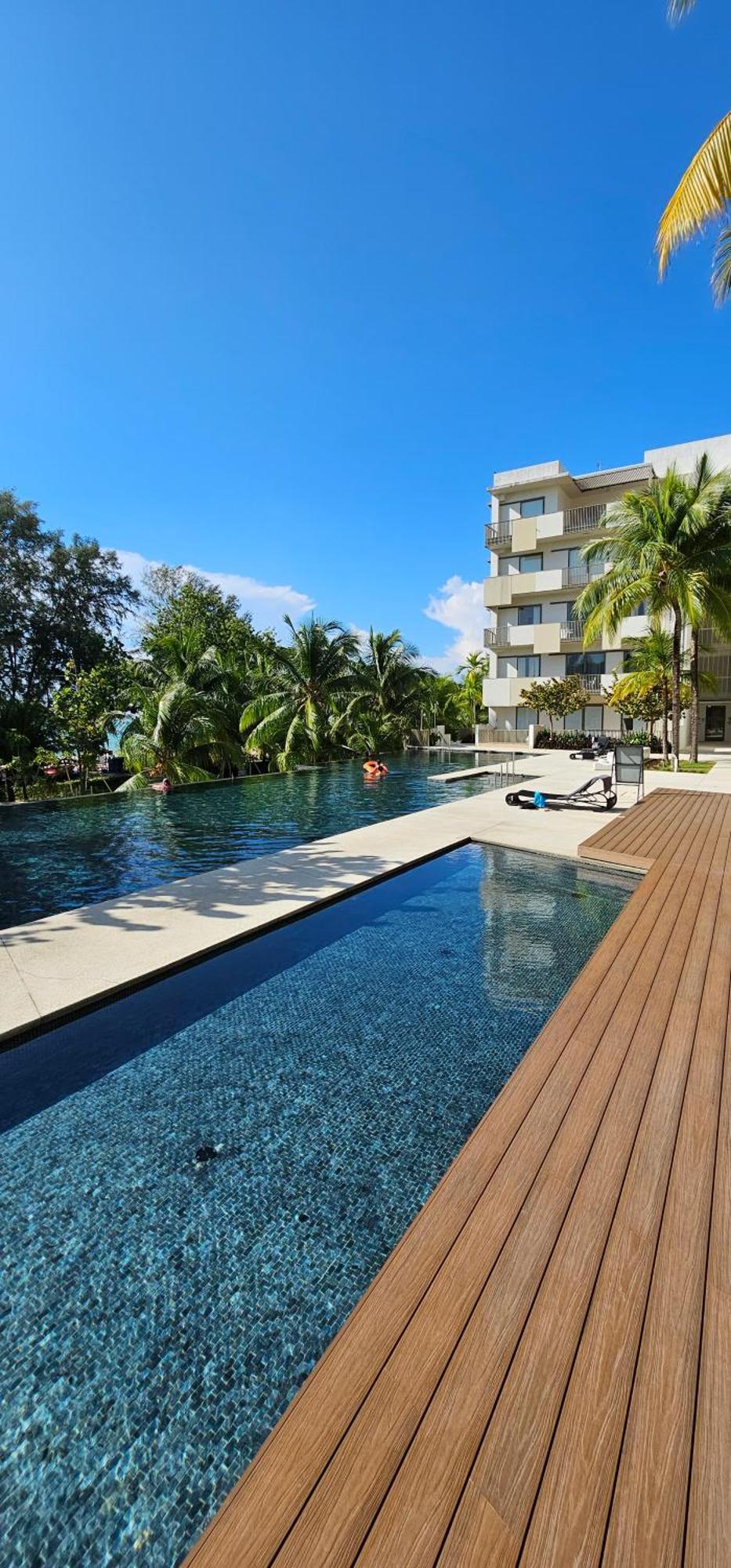 By The Sea Beach Luxury Resort - באטו פרינג'י מראה חיצוני תמונה