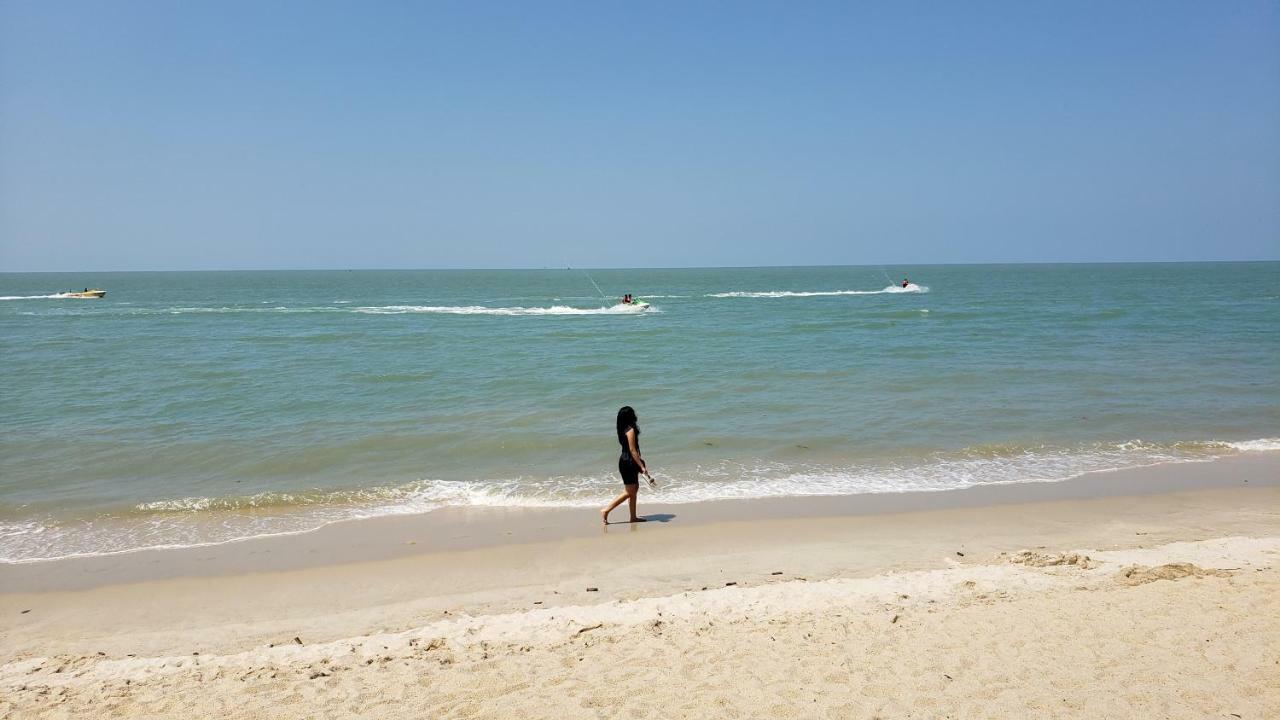By The Sea Beach Luxury Resort - באטו פרינג'י מראה חיצוני תמונה